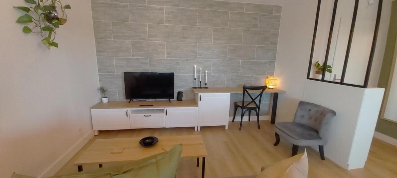 La Campagne Romantique - Avec Entree Autonome, Clim Neuve, Parking Prive & Sa Piscine ! - Saint-Sulpice  Extérieur photo